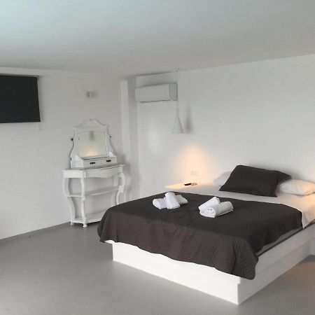 Poseidon Secret Blue Pools Hotel Ornos  Bagian luar foto